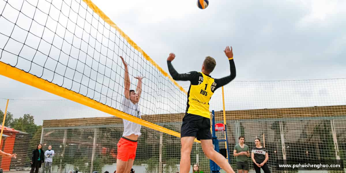 拼搏在路上，梦想与你同行。